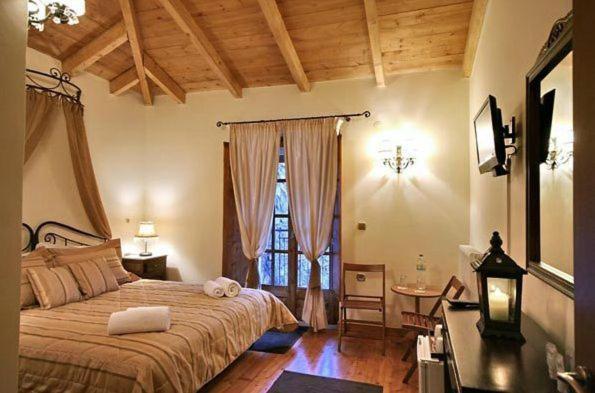 Archontiko Tis Zois Hotel Sztemníca Szoba fotó