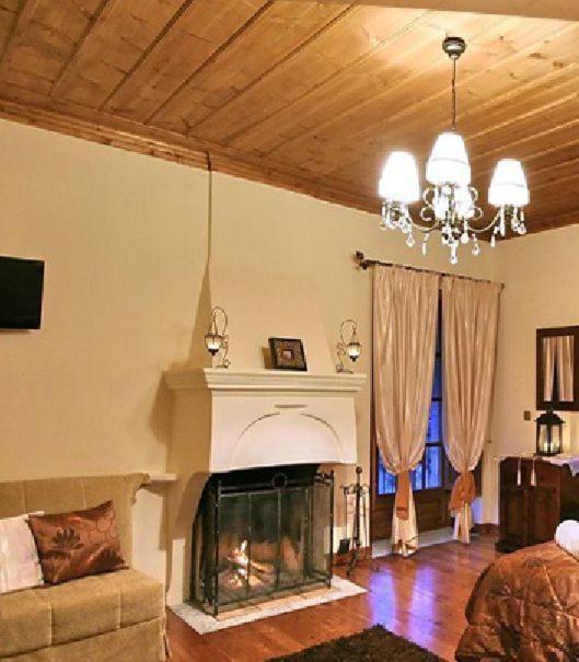 Archontiko Tis Zois Hotel Sztemníca Szoba fotó
